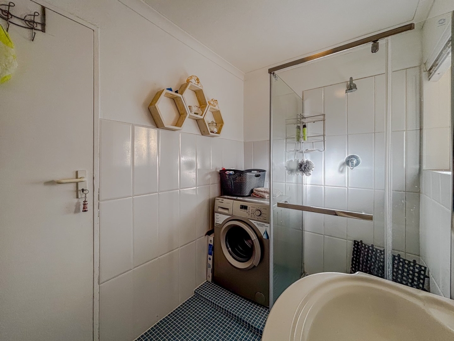 3 Bedroom Property for Sale in Westcliff Western Cape